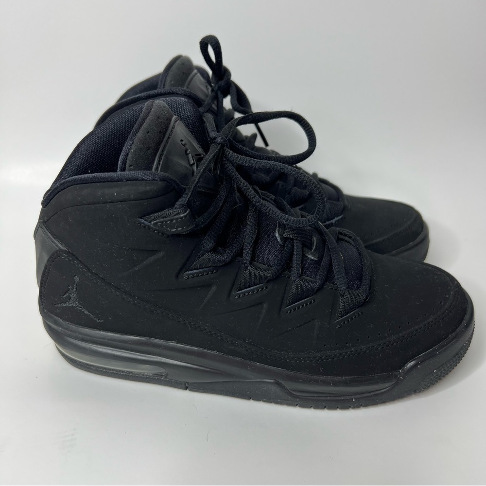 Black Jordan Air Deluxe, Kids size 4.5